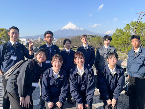 新入社員の皆さん